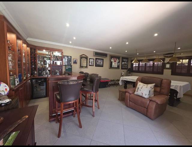 4 BEDROOM HOUSE FOR SALE IN SUNWARD PARK